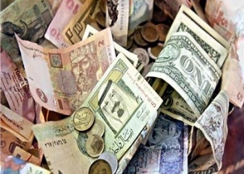 العملات العربية تواصل تراجعها أمام الجنيه المصري