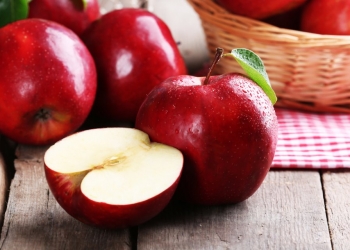ارتفاع مستوى السكر.. أضرار صحية غير متوقعة للإفراط في تناول التفاح