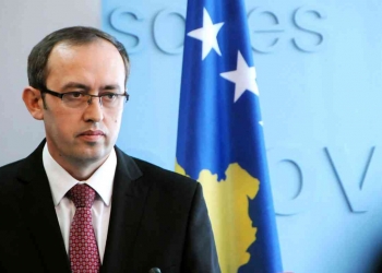 رئيس وزراء كوسوفو يعلن إصابته بوباء كورونا