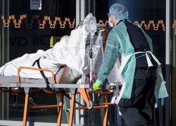 فرنسا تُسجّل أكثر من 10 آلاف إصابة جديدة بكورونا