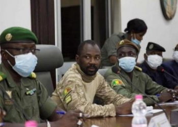 المجلس العسكري في مالي: ملتزمون بإرساء حكومة مدنية خلال 18 شهراً