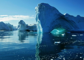 انفصال ضخم في أكبر جرف جليدي للقطب الشمالي
