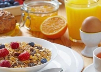 تدمر صحتك.. أضرار الامتناع عن وجبة الفطور