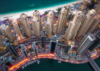 الإمارات الأولى إقليمياً في نصيب الفرد من الناتج المحلي الإجمالي