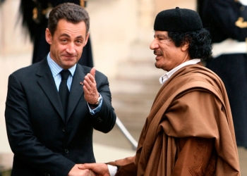 ساركوزي يجدّد إنكاره تمويل القذافي لحملته الانتخابية