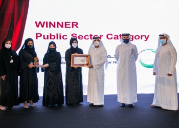 كهرباء ومياه دبي تحصد الجائزة العربية للمسؤولية الاجتماعية للمؤسسات