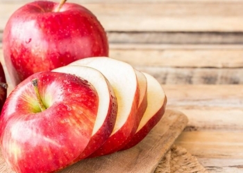 تناول تفاحة واحدة يوميًّا يحميك من الإصابة بهذا الأمراض
