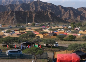 الفجيرة تصدر قراراً حول المخيمات والكرفانات
