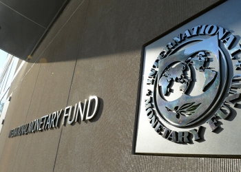 صندوق النقد الدولي يحذر دولة عربية من عجز مالي كبير