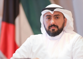 وزير الصحة الكويتي: "كورونا مستمرة ليوم القيامة وهذا هو الحل الوحيد"