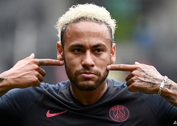 (FILES) In this file photo taken on August 03, 2019 Paris Saint-Germain's Brazilian forward Neymar reacts at the end of the French Trophy of Champions football match between Paris Saint-Germain (PSG) and Rennes (SRFC) at the Shenzhen Universiade stadium. - Neymar is to stay at Paris Saint-Germain after seeing his desire to transfer back to Barcelona fail, according to press reports on September 1, 2019. "Se queda," Spanish for he's staying, read the L'Equipe headline on its front page with a photo of the Brazilian. (Photo by FRANCK FIFE / AFP)
