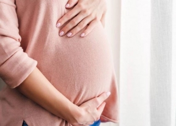 3 مخاطر لاستخدام "الليزر" أثناء الحمل..تجنبيه فوراً