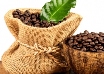 أبرز فوائد القهوة العربية للشعر.. تعرفي عليها