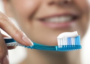 للصائمين.. طريقة تنظيف الأسنان خلال شهر رمضان بدون خوف