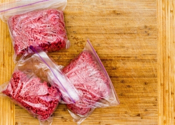 تخزين اللحوم في الثلاجة