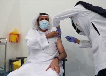 الصحة الإماراتية تقدم أكثر من 91 ألف جرعة لقاح ضد كورونا