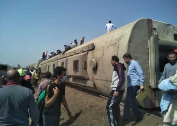 قصص نجاة بطعم الألم من حادث قطار بنها في مصر