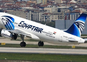 مشاجرة عنيفة على متن طائرة لشركة مصر للطيران