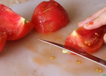 تقشير الطماطم