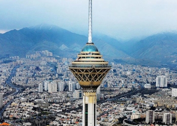 العاصمة الإيرانية تعلق الدوام الرسمي في الدوائر الحكومية