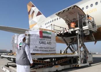 الإمارات تدعم موريتانيا بطائرة تحمل مستلزمات طبية