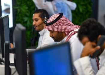 الحضور إلى مقار العمل في السعودية
