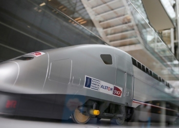 مصر تباشر أول مشروع قطار سريع لمسافة 660 كم