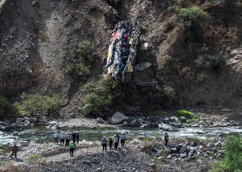 مقتل العشرات جراء سقوط حافلة في أحد أودية البيرو
