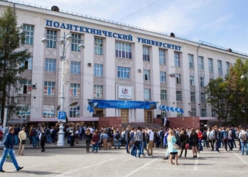 ارتفاع عدد قتلى إطلاق النار داخل جامعة بيرم الروسية