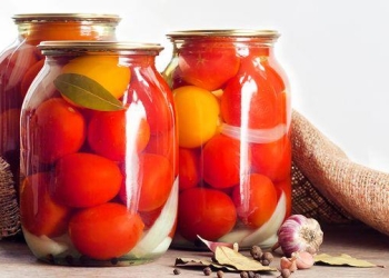 أنجح طريقة لحفظ الطماطم في البرطمانات الزجاجية لأطول مدة