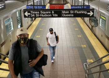 إطلاق غازات غير سامة في مترو أنفاق نيويورك