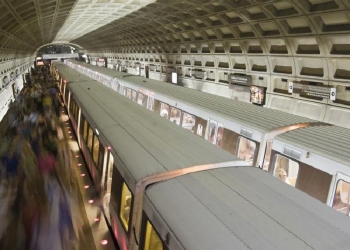 تعليق عمل 60% من أسطول مترو واشنطن بعد خروج قطار عن مساره