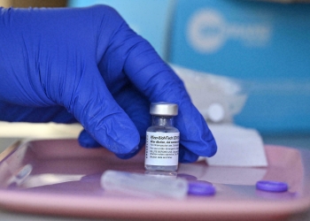 البحرين تقر لقاح "فايزر" لتطعيم الأطفال بين 5 و11 عاماً