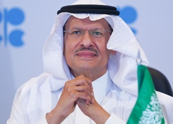 وزير الطاقة السعودي: المكان والتوقيت غير مناسبين للتعليق على سوق النفط