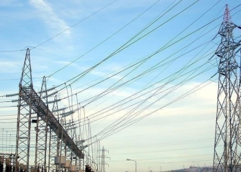 عبر سوريا.. لبنان والأردن يوقعان اتفاقا لاستجرار الطاقة الكهربائية