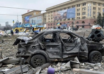 مقتل 21 أوكرانياً وإصابة العشرات في قصف على خاركيف