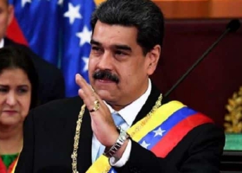مادورو يؤكد تعرض رئيس بيرو لمؤامرة من النخب اليمينية