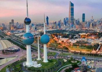 ولي عهد الكويت يتسلم استقالة الحكومة