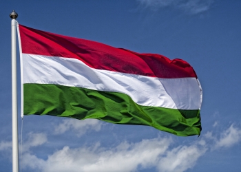 المجر تعلن موقفها من فرض عقوبات على شحنات النفط والغاز الروسية