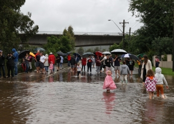 سيدني تشهد فيضانات خطيرة بسبب الأمطار الغزيرة