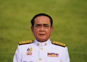 تعليق مهام رئيس الوزراء في تايلاند