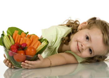 أطعمة يجب على الأطفال تناولها لتقوية مناعتهم
