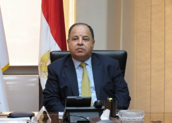 وزير المالية المصري ينفي تصريحه بشأن الدولار