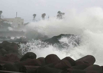 كوريا الجنوبية تحذر المواطنين من إعصار هيننامنور