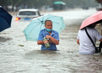 رفع الاستجابة الطارئة للأعاصير والفيضانات في الصين
