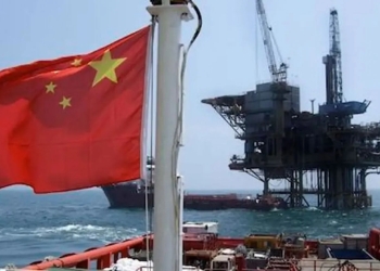 السعودية تعود لصدارة موردي النفط إلى الصين