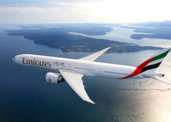 طيران الإمارات تطلب طائرات شحن بوينج 777-300LR جديدة