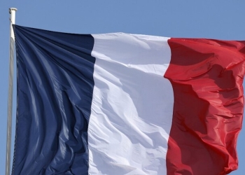 فرنسا تحذر من التصعيد بعد سقوط صاروخ في بولندا
