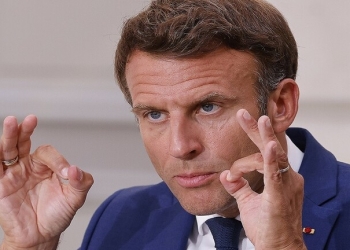 الرئيس الفرنسي يؤكد أن الغرب لا يسعى لتدمير روسيا