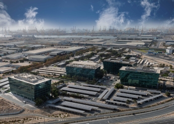 دبي.. تجارة جافزا من البوليمرات والبتروكيماويات تبلغ 49 ملياراً خلال 2021